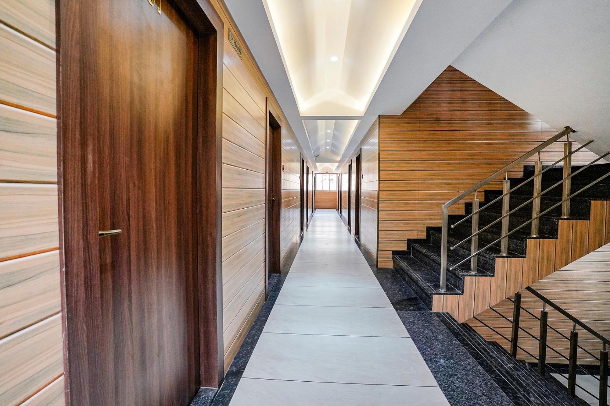 Fabhotel Grand Inn II Nová Bombaj Exteriér fotografie
